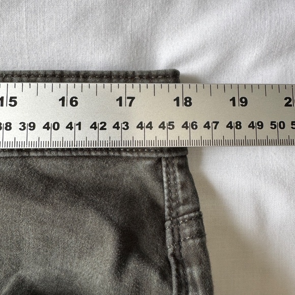 34 Heritage Men's Courage Mid-Rise Straight Casual Pant Gray 36/32 Twill Stretch - Picture 10 of 16